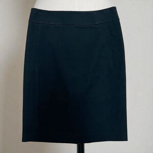 Ann Taylor Black Pencil Skirt Women’s Size 6 Back Vent Lined Work Office Career